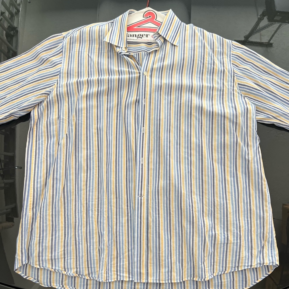 Great looking lightweight long sleeved men’s shirt